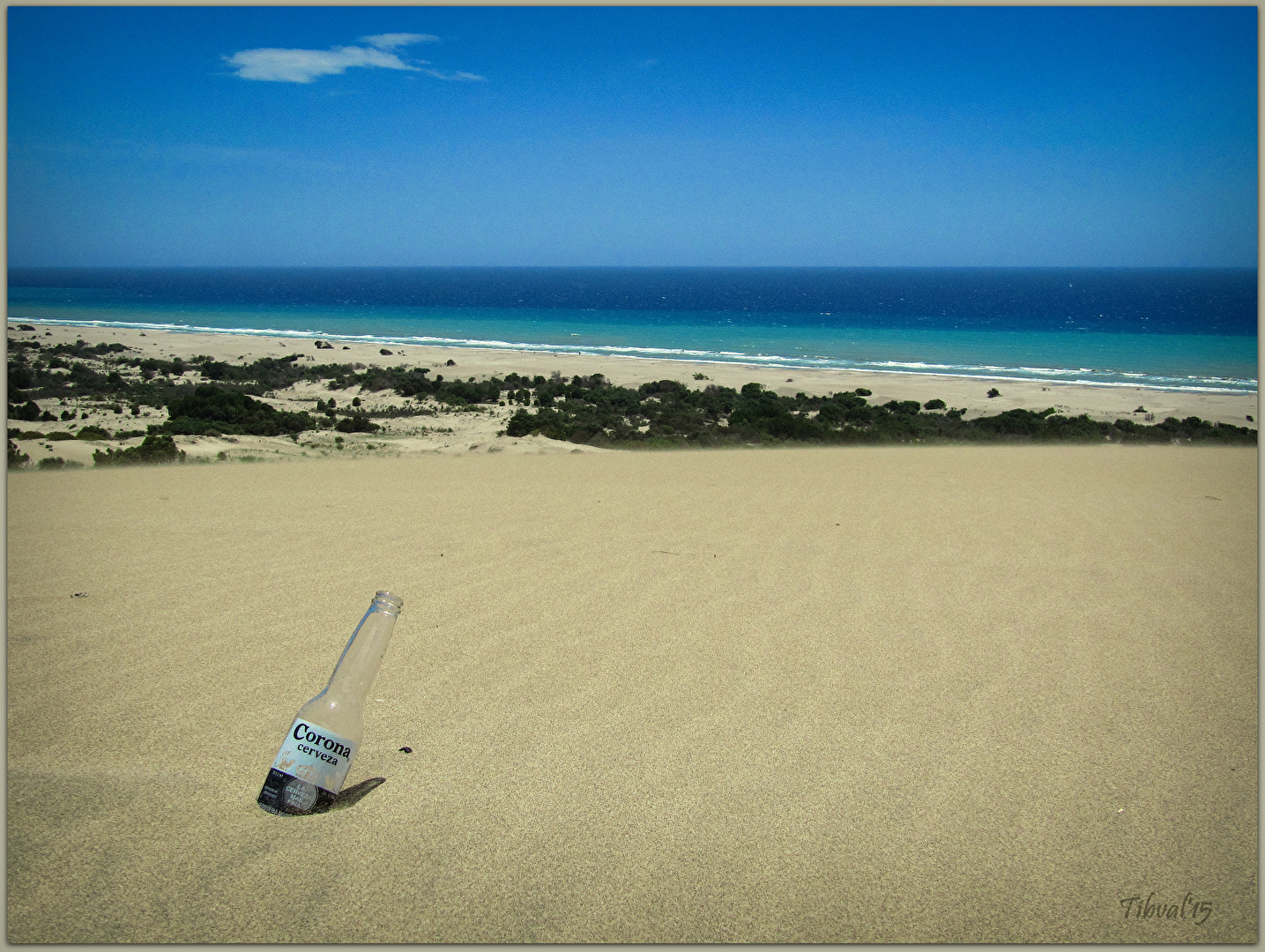 Corona Spuren verlaufen im Sand...