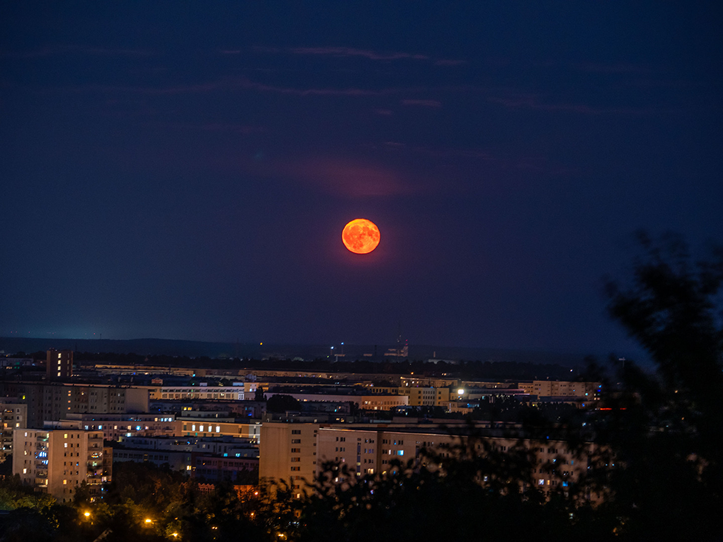 Blutmond über Berlin
