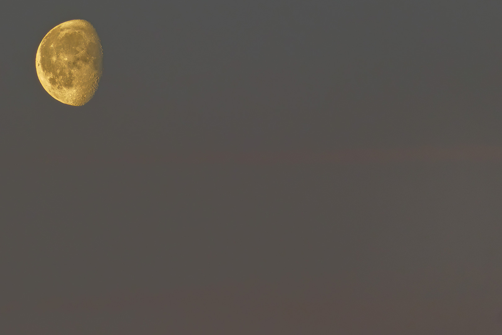 1/2 Mond in 1/4 Ecke