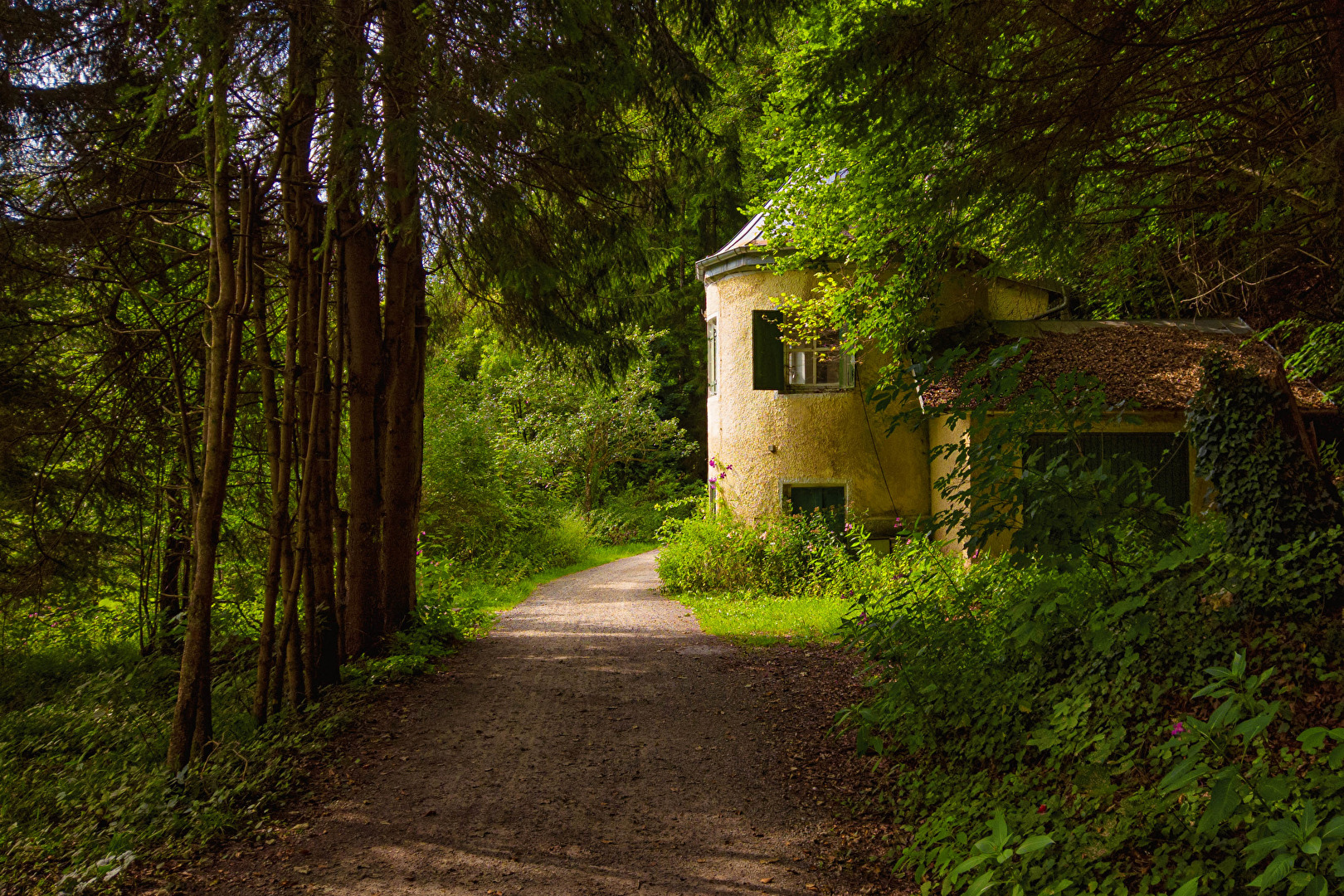 Einsames Haus an der Würm