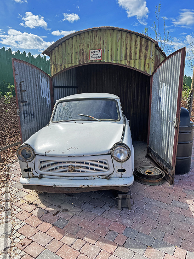 Fahrzeuge, Trabant 601