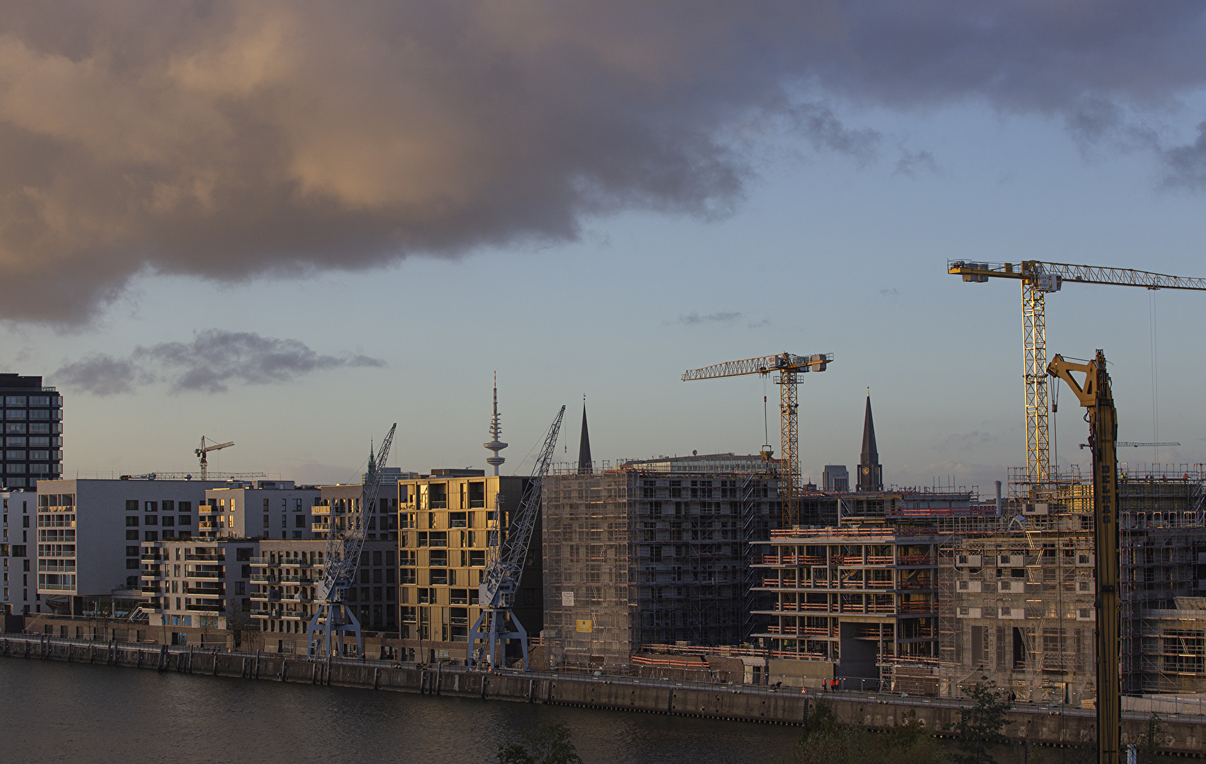 Lichtspiele vor meinem Fenster