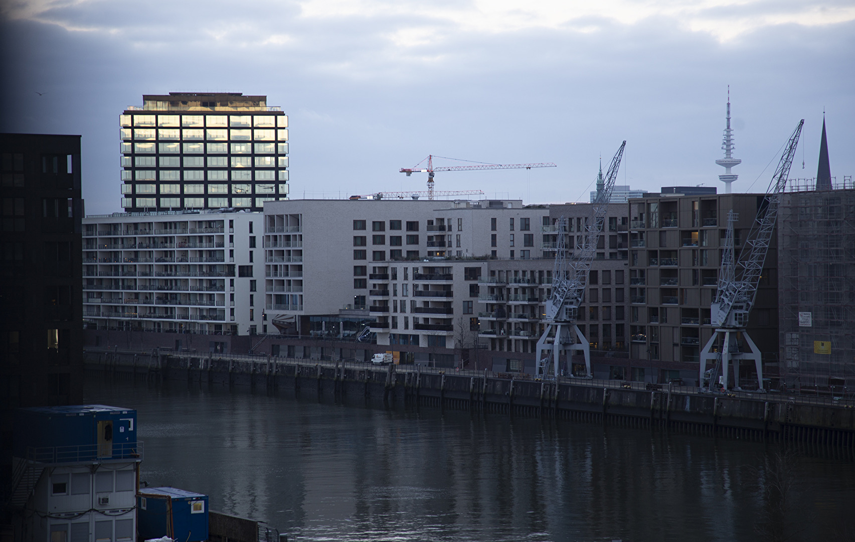 Lichtspiele vor meinem Fenster