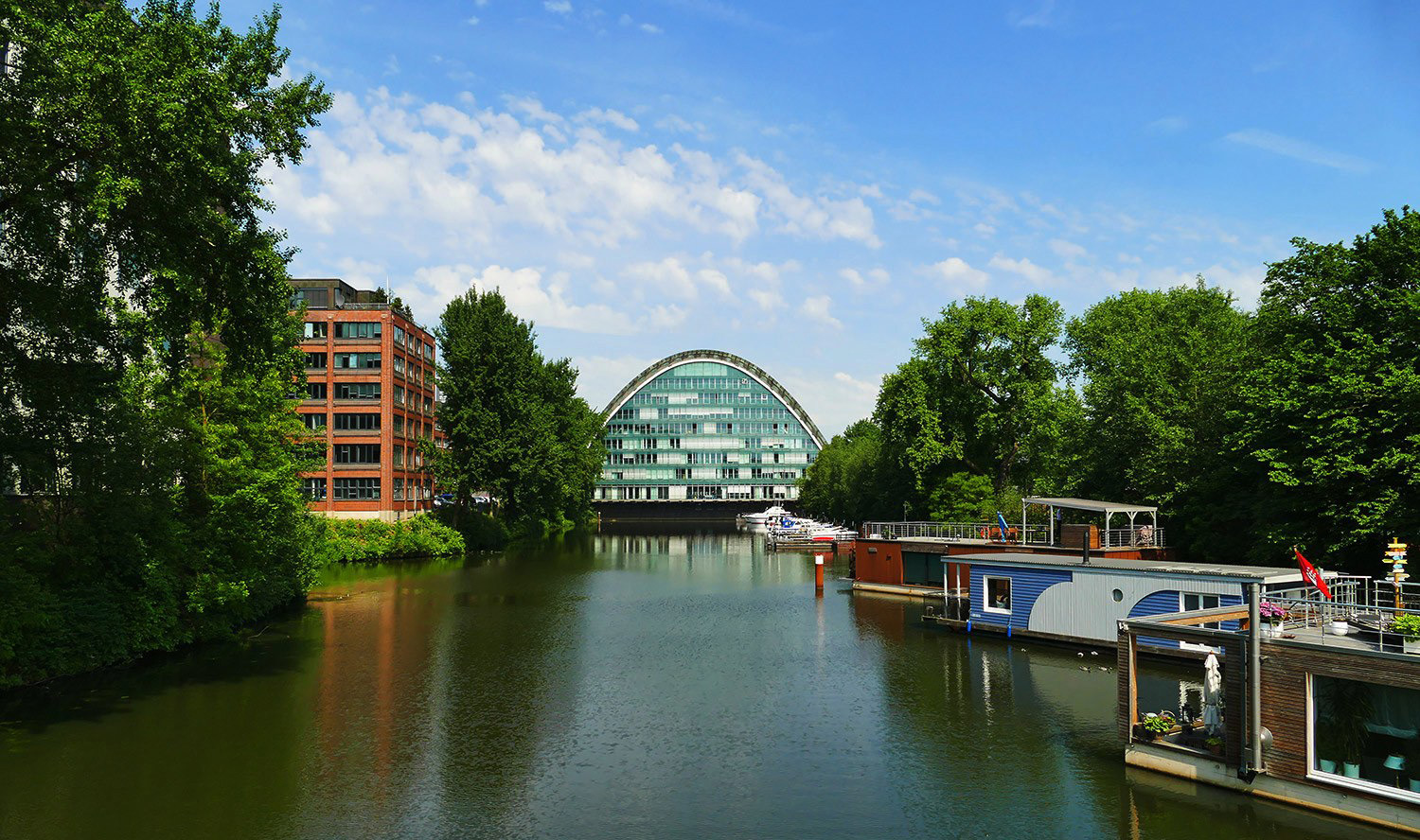 Wohnen auf und am Wasser