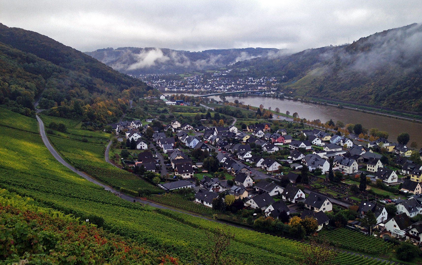 #Gipfelblick / Moseltal