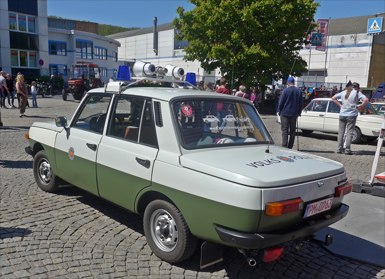 Fahrzeuge