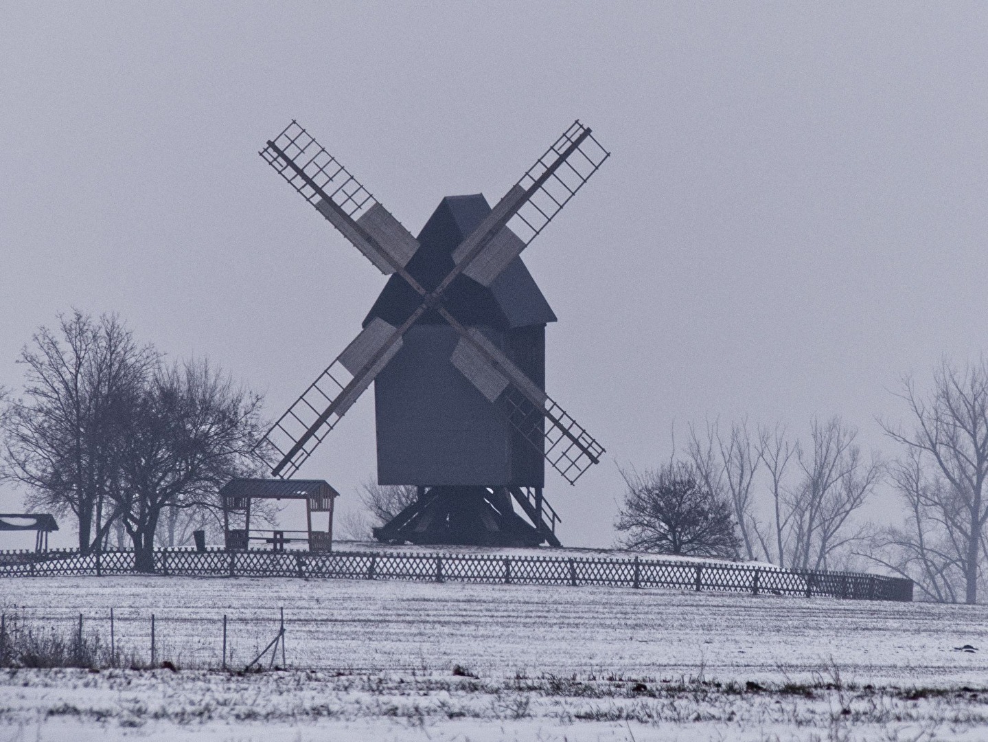 Windmühle im Winter