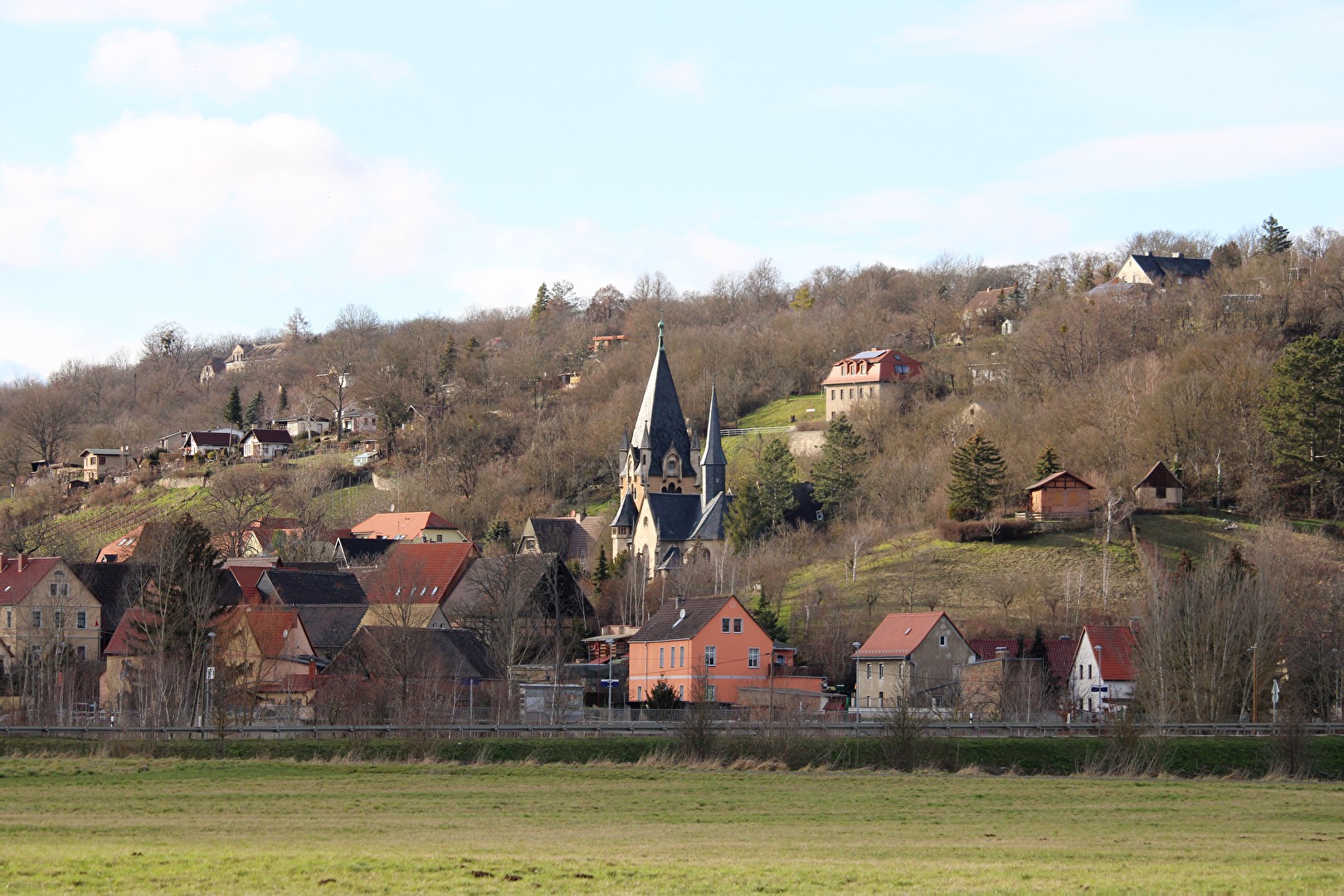 Die Kirche von Roßbach