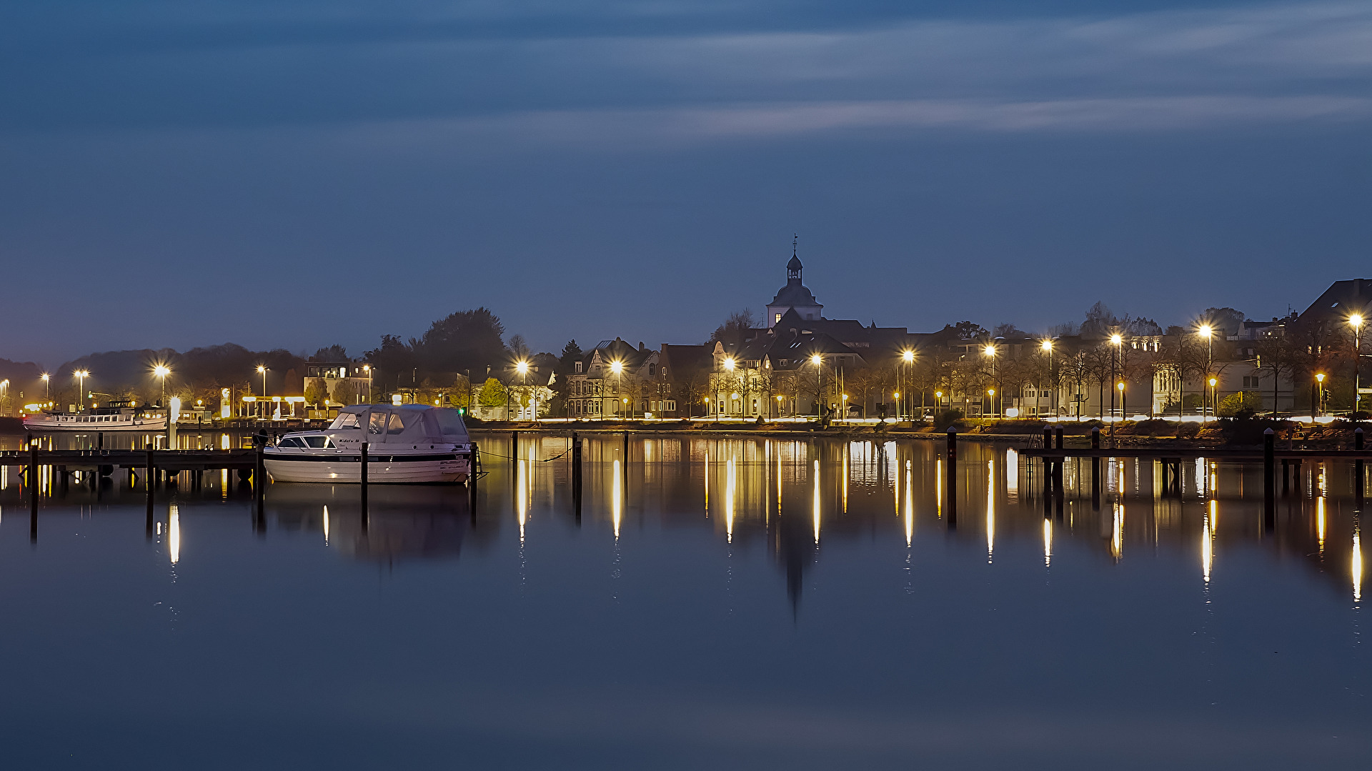 Schleswig mit Schloss Gottorf Nacht