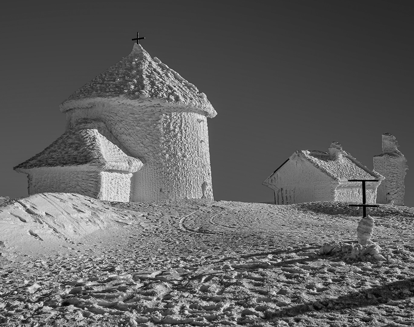 Eiskapelle auf der Schneekoppe - Frostige Zeiten bleiben uns hoffentlich erspart