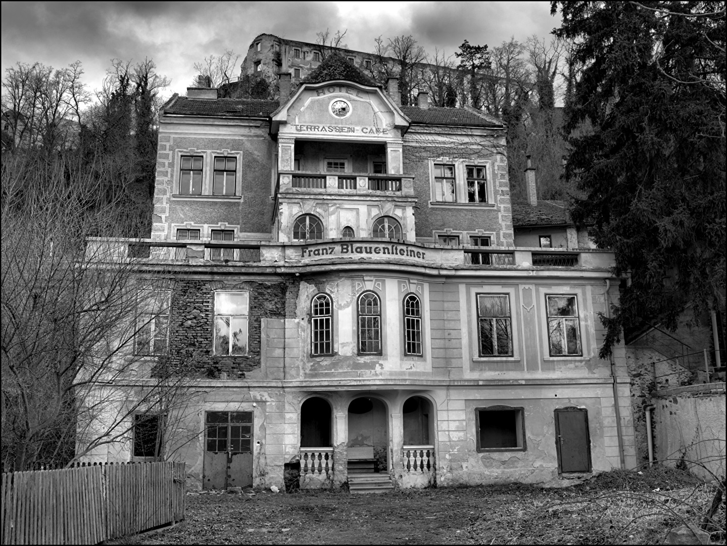 Hotelruine Blauensteiner in Gars am Kamp