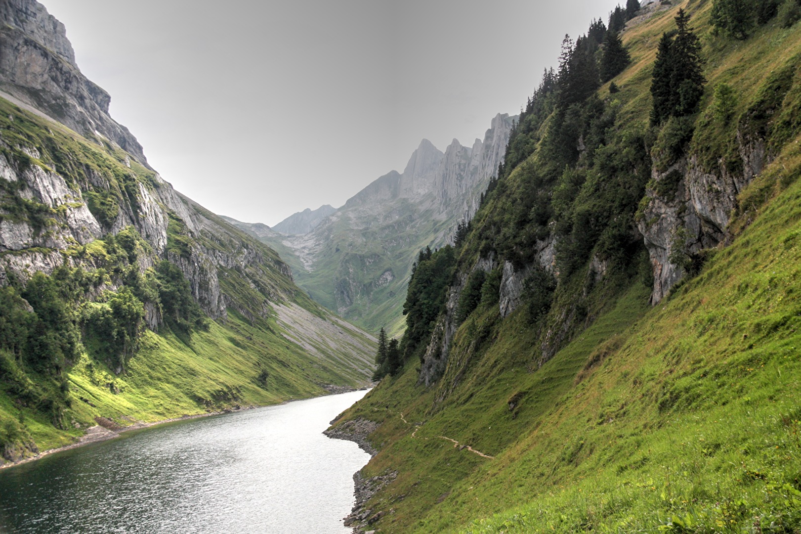 Fälensee – Spiegel der verborgenen Täler