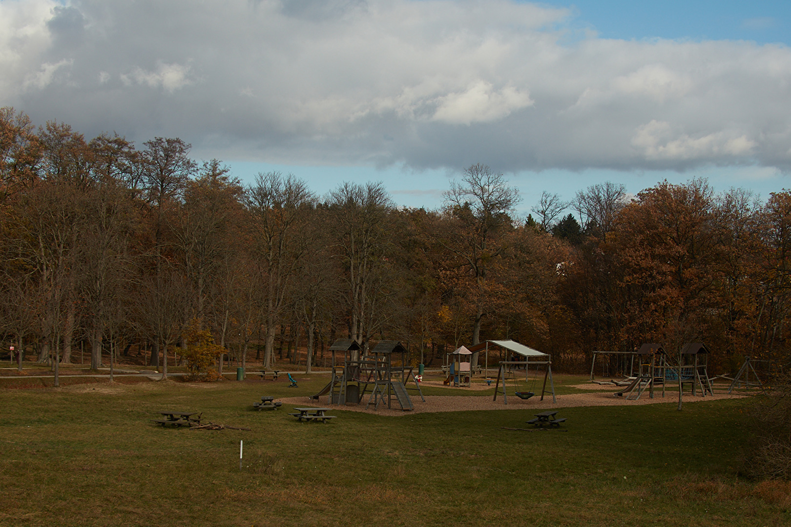 traurig dies weiter leeeeeeere