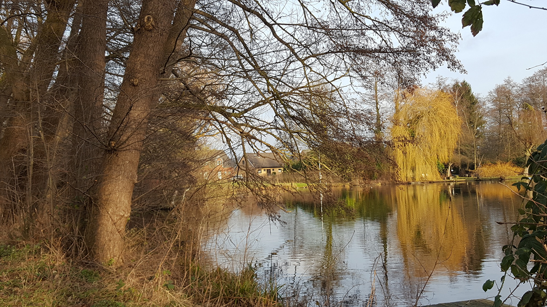 Zwischen den Welten (Nettetal/Breyell)