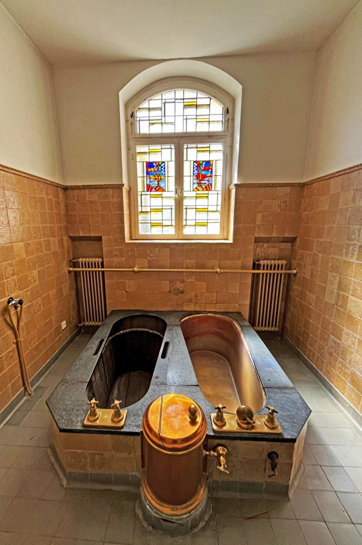 historical bathing cell