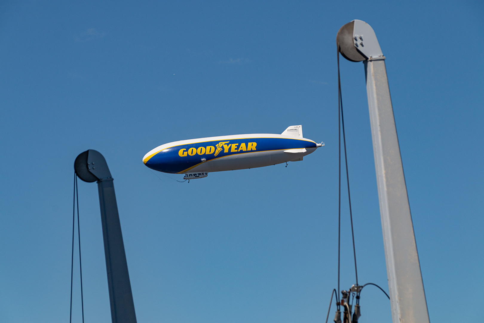 Zeppelin über Frankfurt