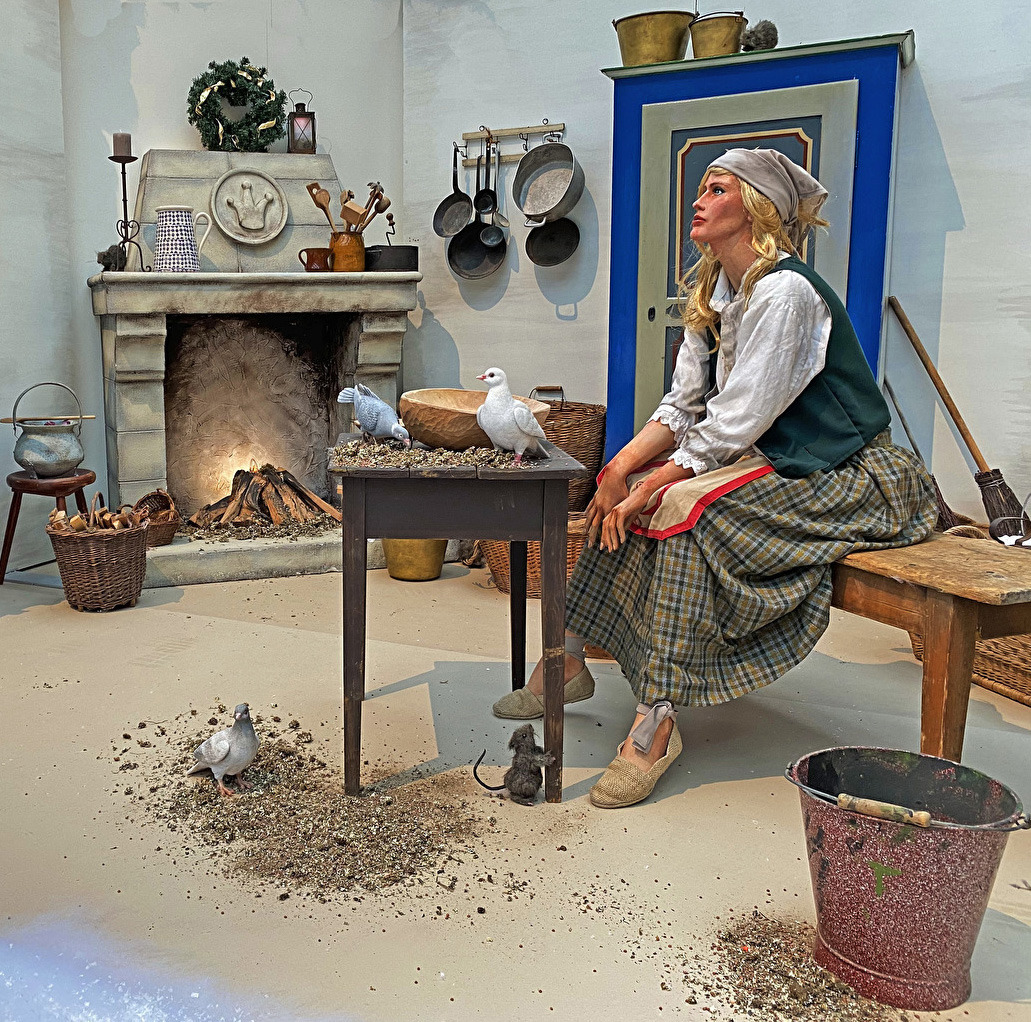 Aschenputtel als Puppe zum anschauen...