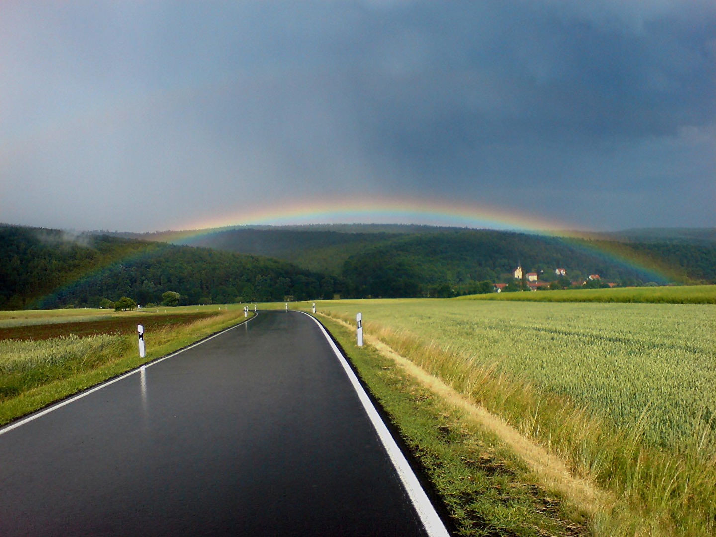 nach dem Unwetter Wetterphänomene, der Regenbogen