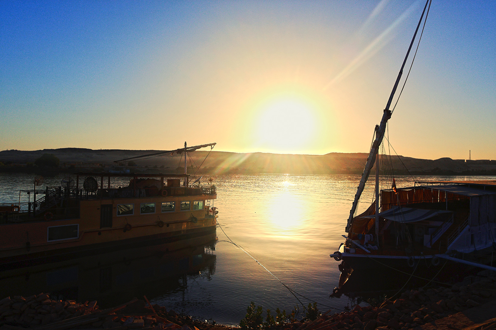 Nil bei Sonnenuntergang