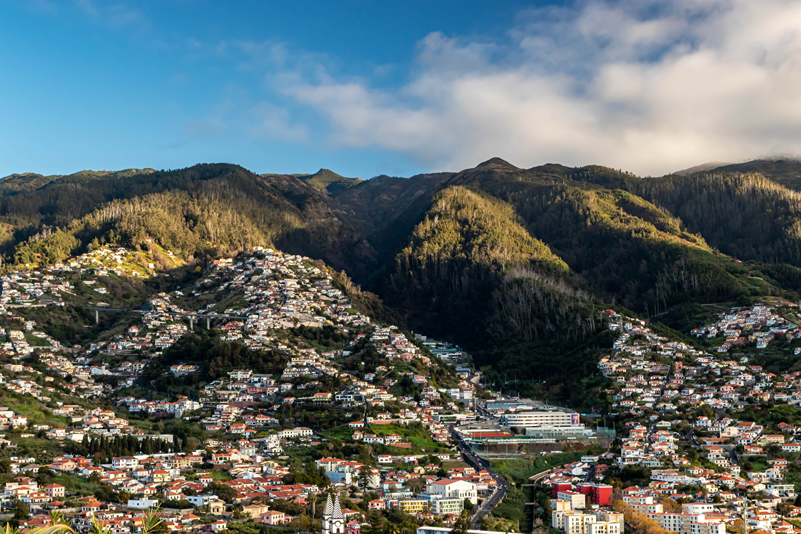Blick ins Landesinnere von Madeira.