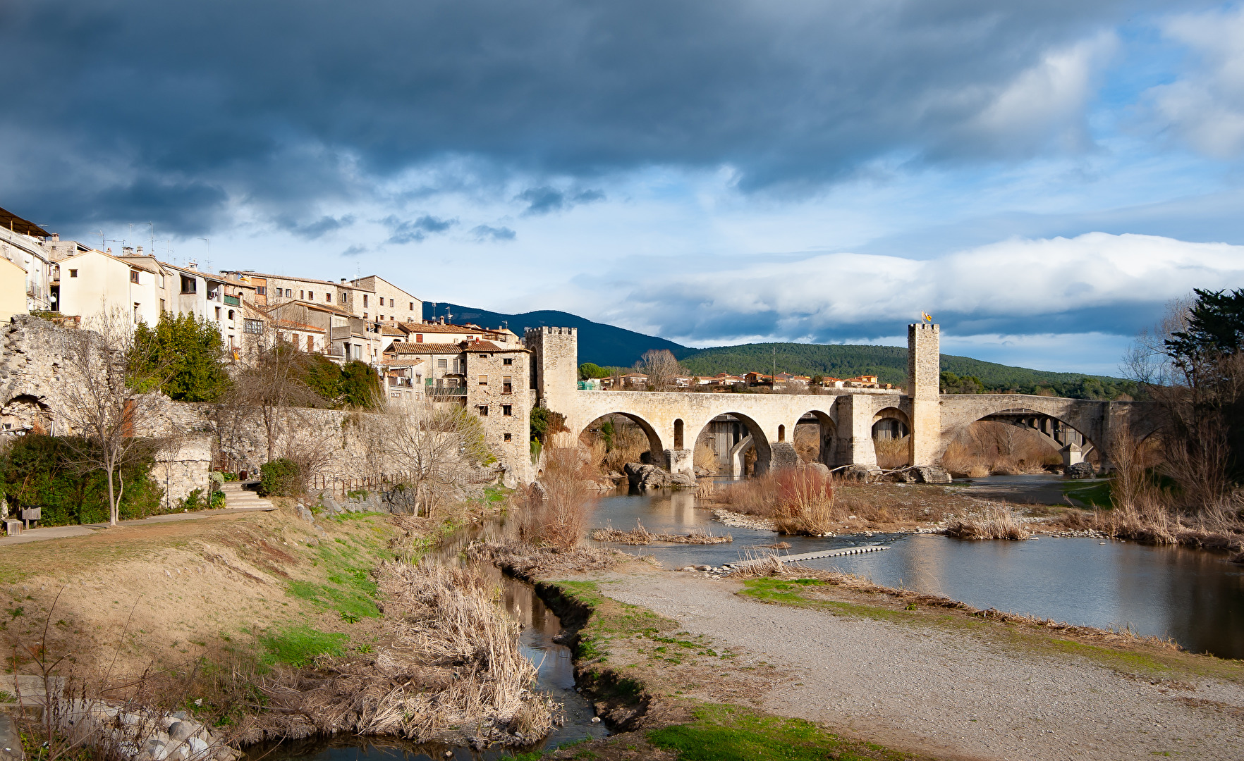 Spanien