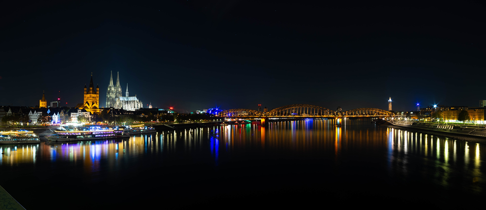 Köln bei Nacht