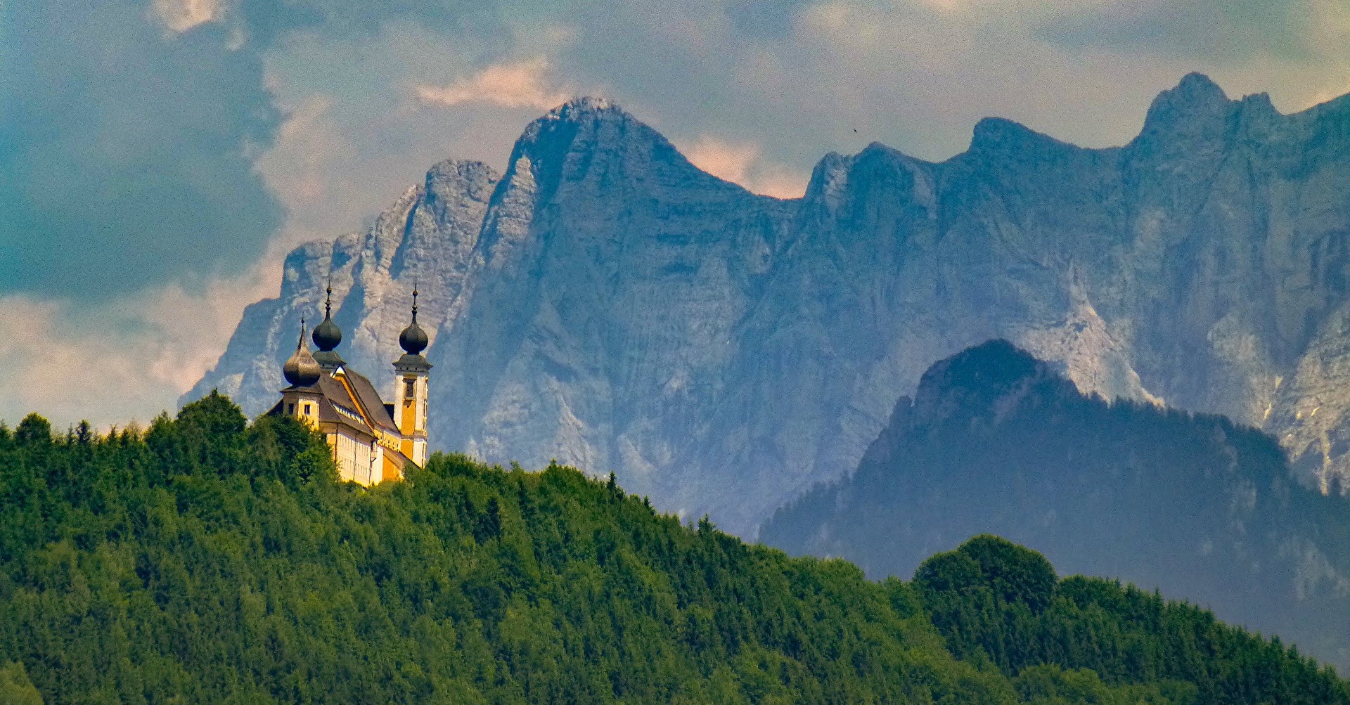 #Gott in Baukunst und Natur