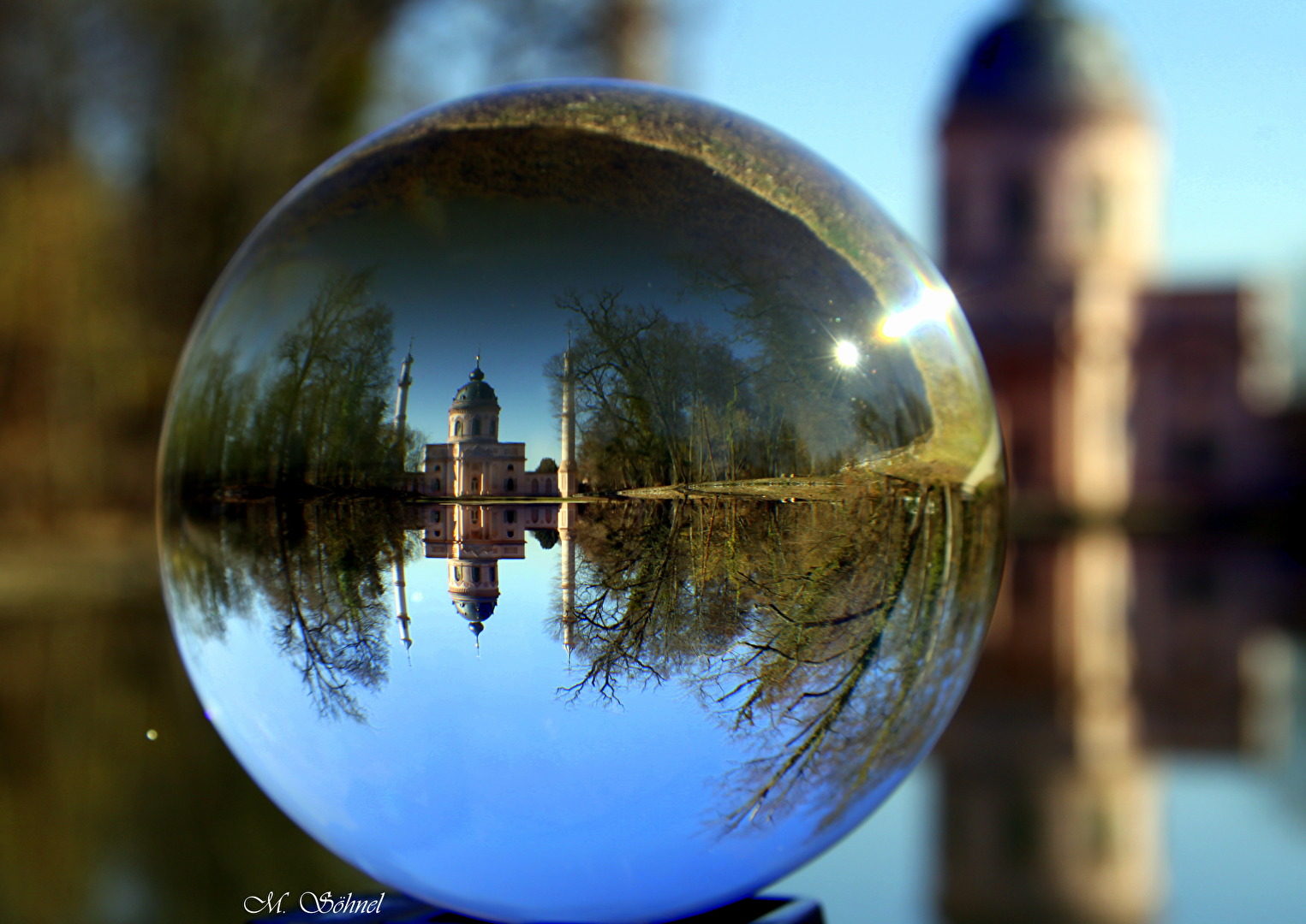 Eine Mosche steht Kopf oder auch nicht ??? :-) :-) :-)