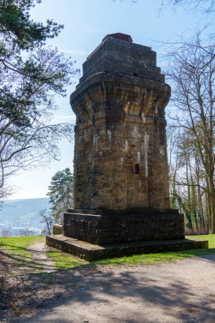 Bismarckturm über Würzburg