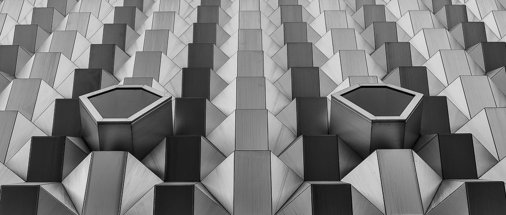 #Monochrom