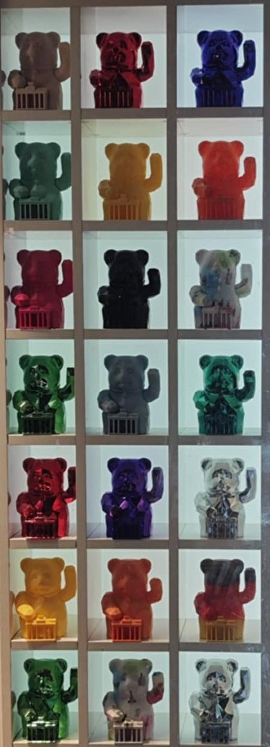 #grüßen  #berlin #winken #winkebär  #andenken