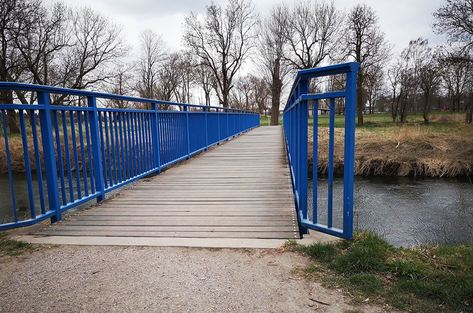 die blaue Brücke