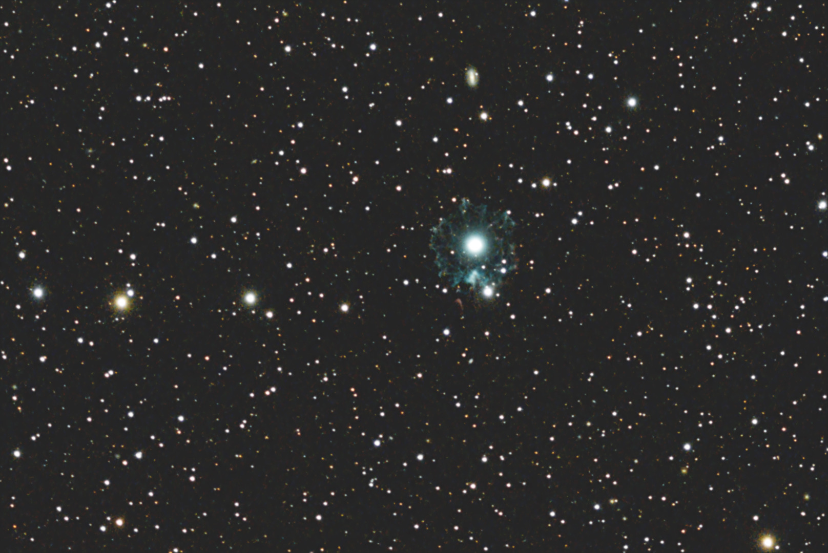 Katzenaugen-Nebel IC4677