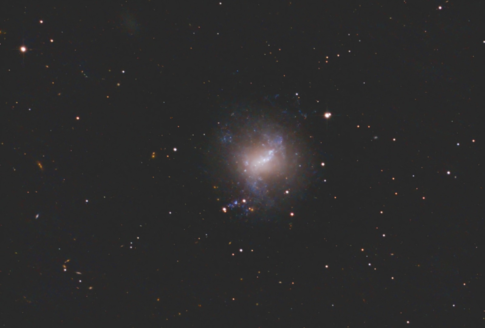 Zwerggalaxie NGC4214