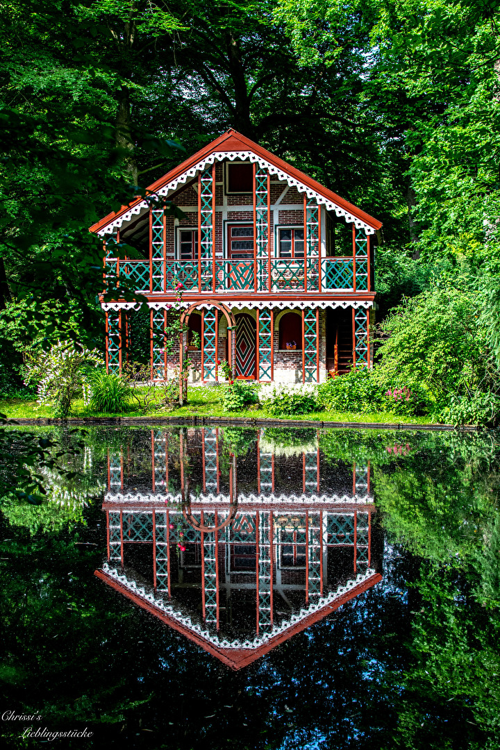 Schweizer-Haus im Schlossgarten vom Schloß Ritzebüttel