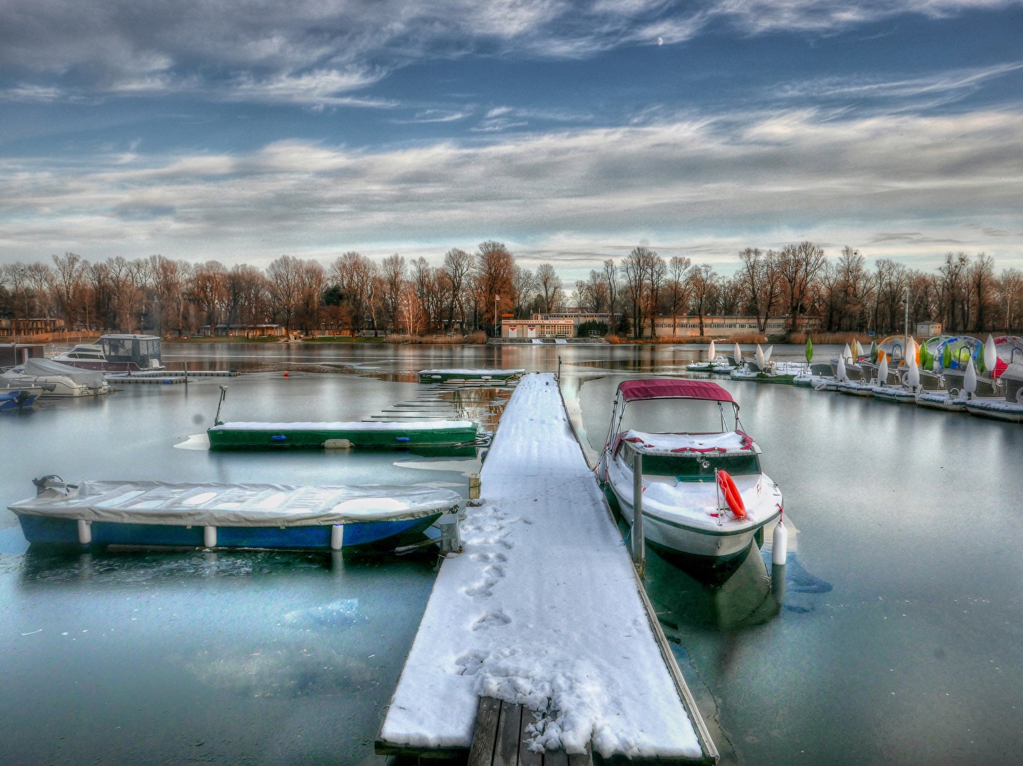 Spuren im Schnee