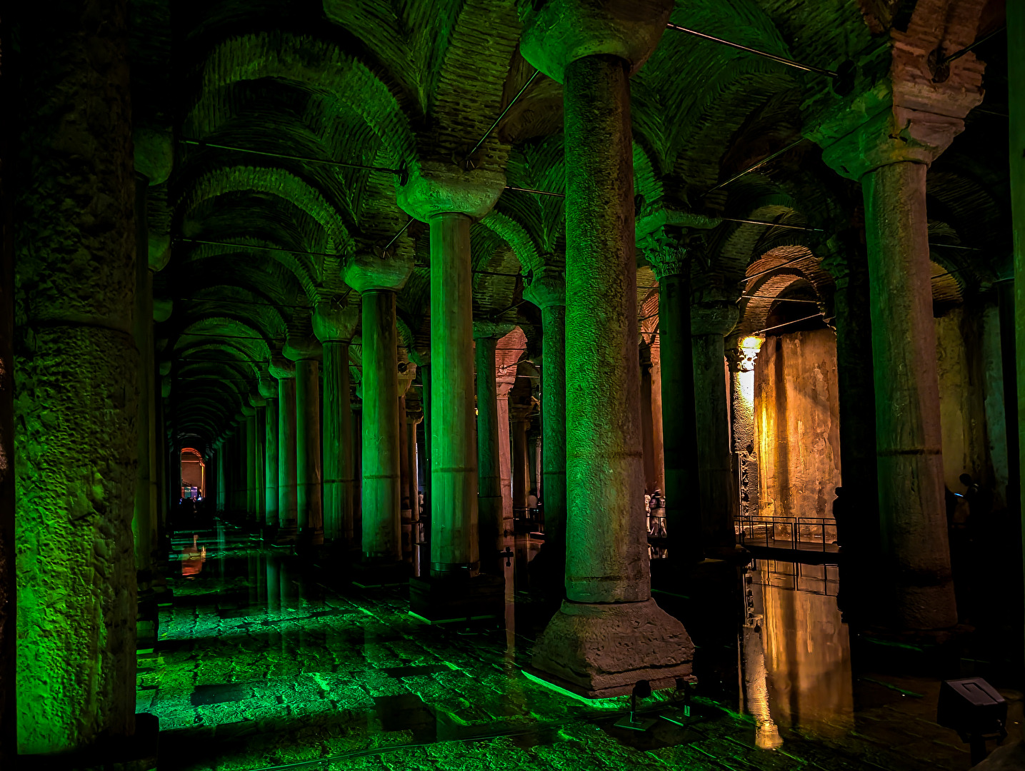 Der versunkene Palast