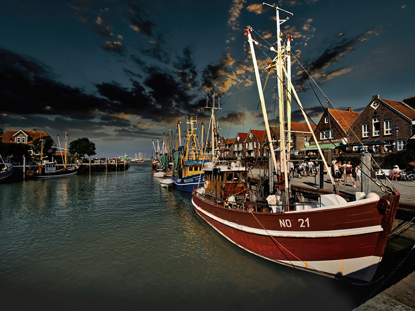 Neuharlingersiel am Nachmittag