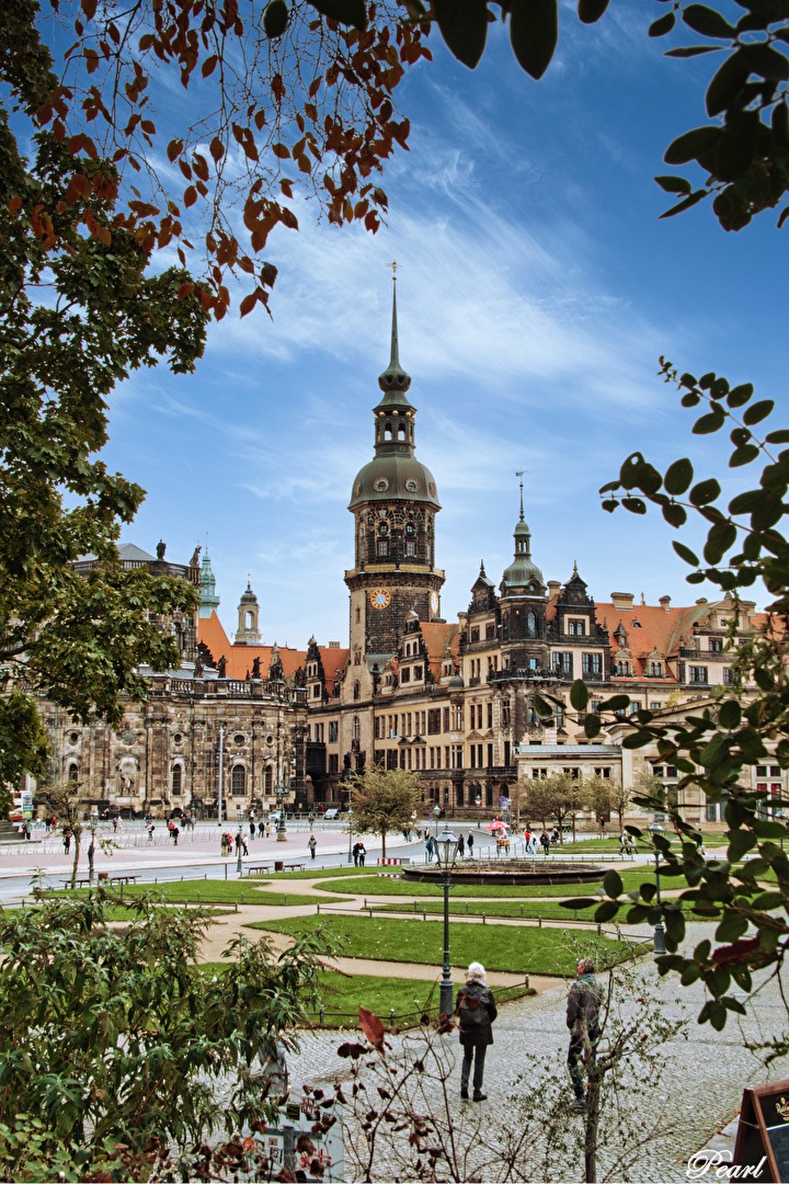 Dresden Blick auf Hofkirche und Residenzschloss