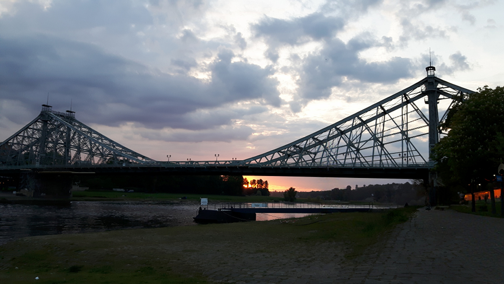 Blaues Wunder
