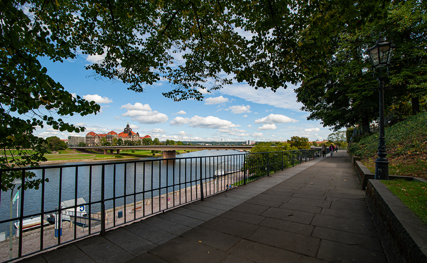 Brühlsche Terrasse