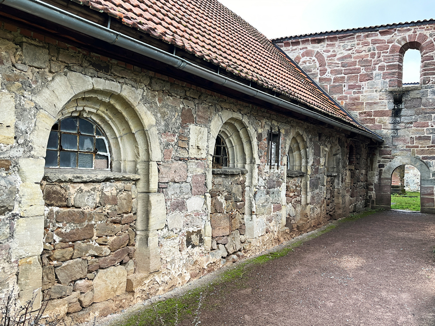 im Kloster Vessra 1