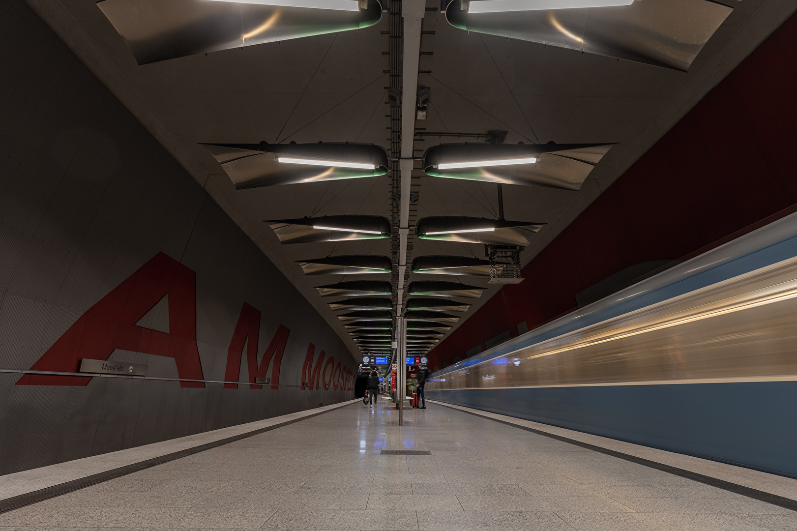 U-Bahnhof Am Moosfeld