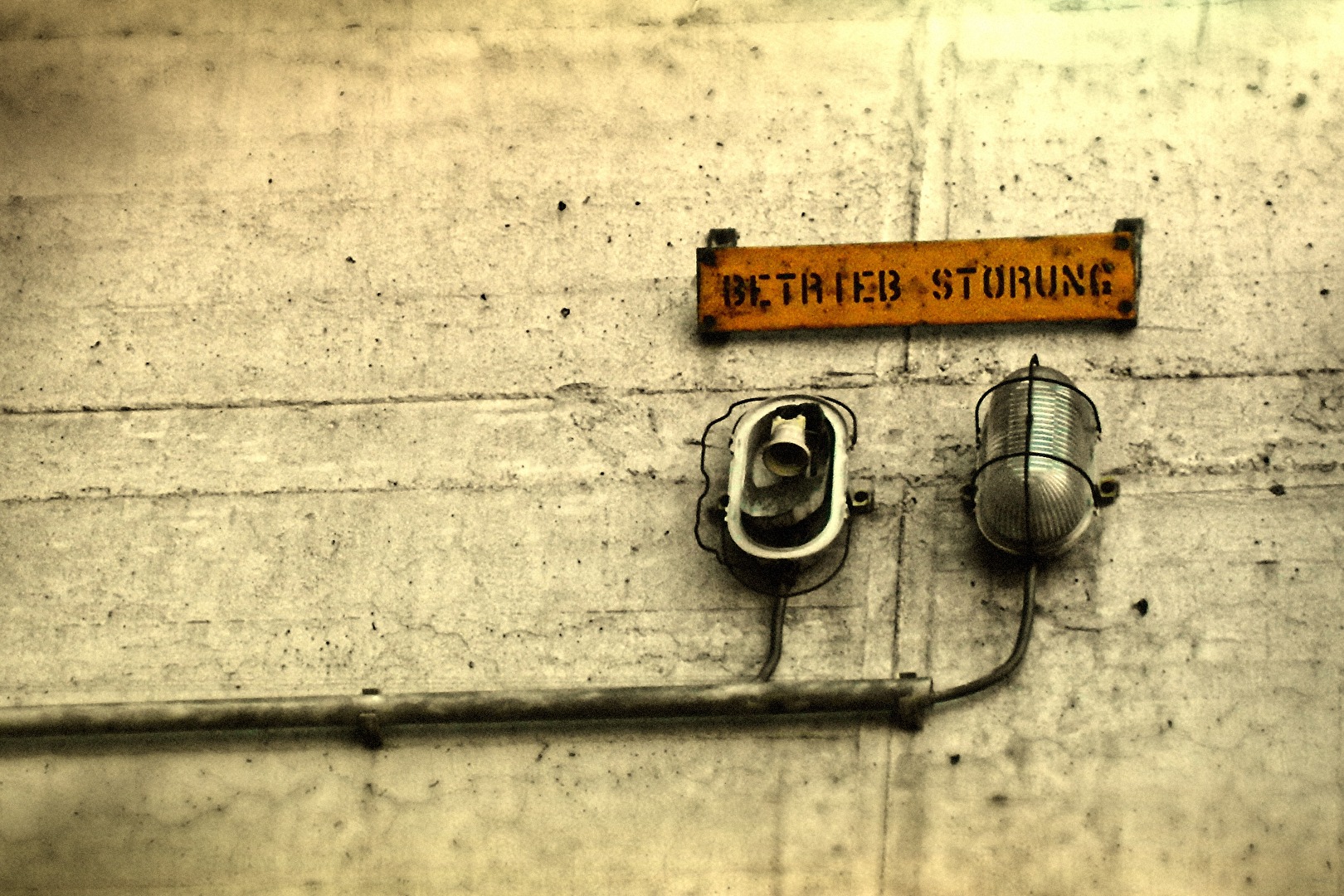 BETRIEB   STÖRUNG