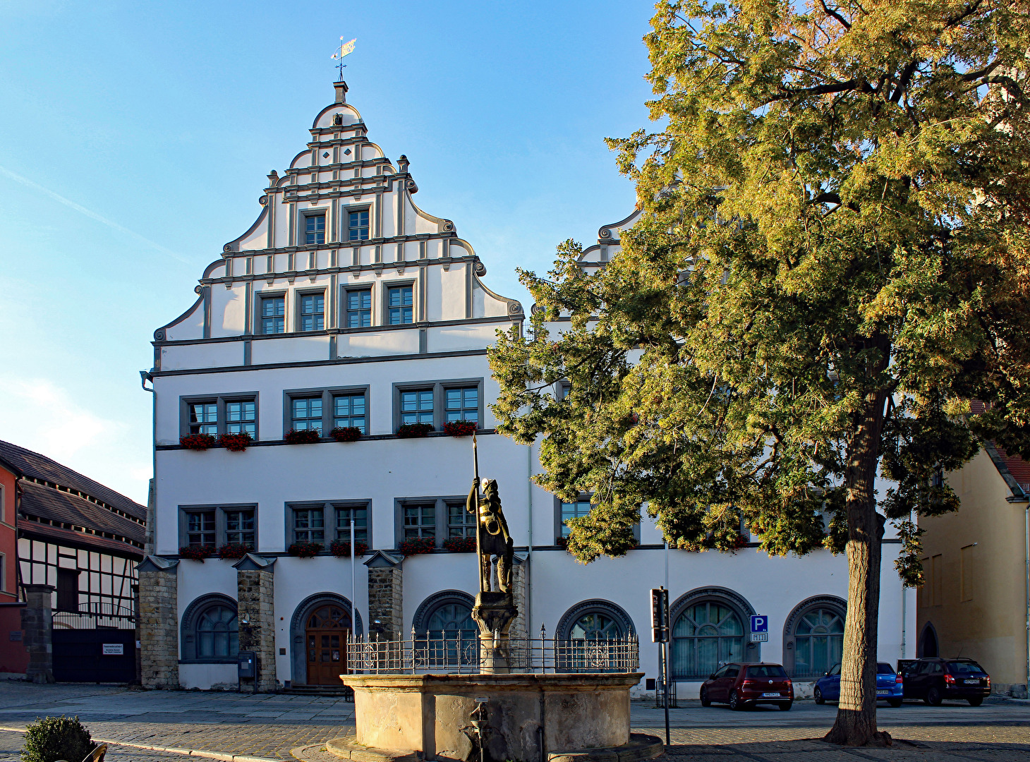 Der Brunnen vor dem Herzogliches Schloss