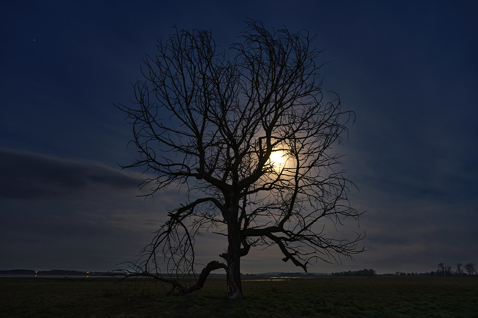 Vollmond 2 Stunden vor Sonnenaufgang