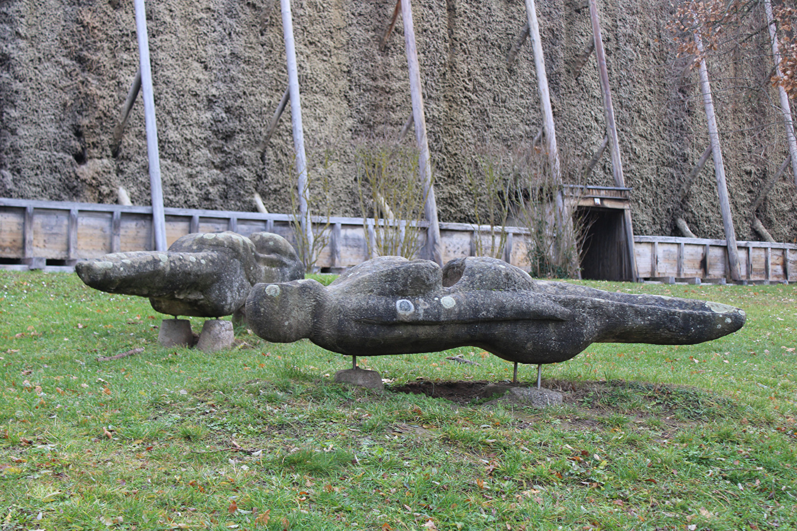 Skulpturen am Gradierwerk in Bad Kösen