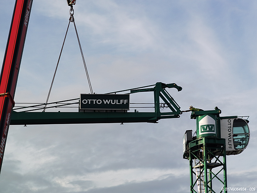 "MUTIGE MÄNNER" bauen unsere "neue" Stadt.