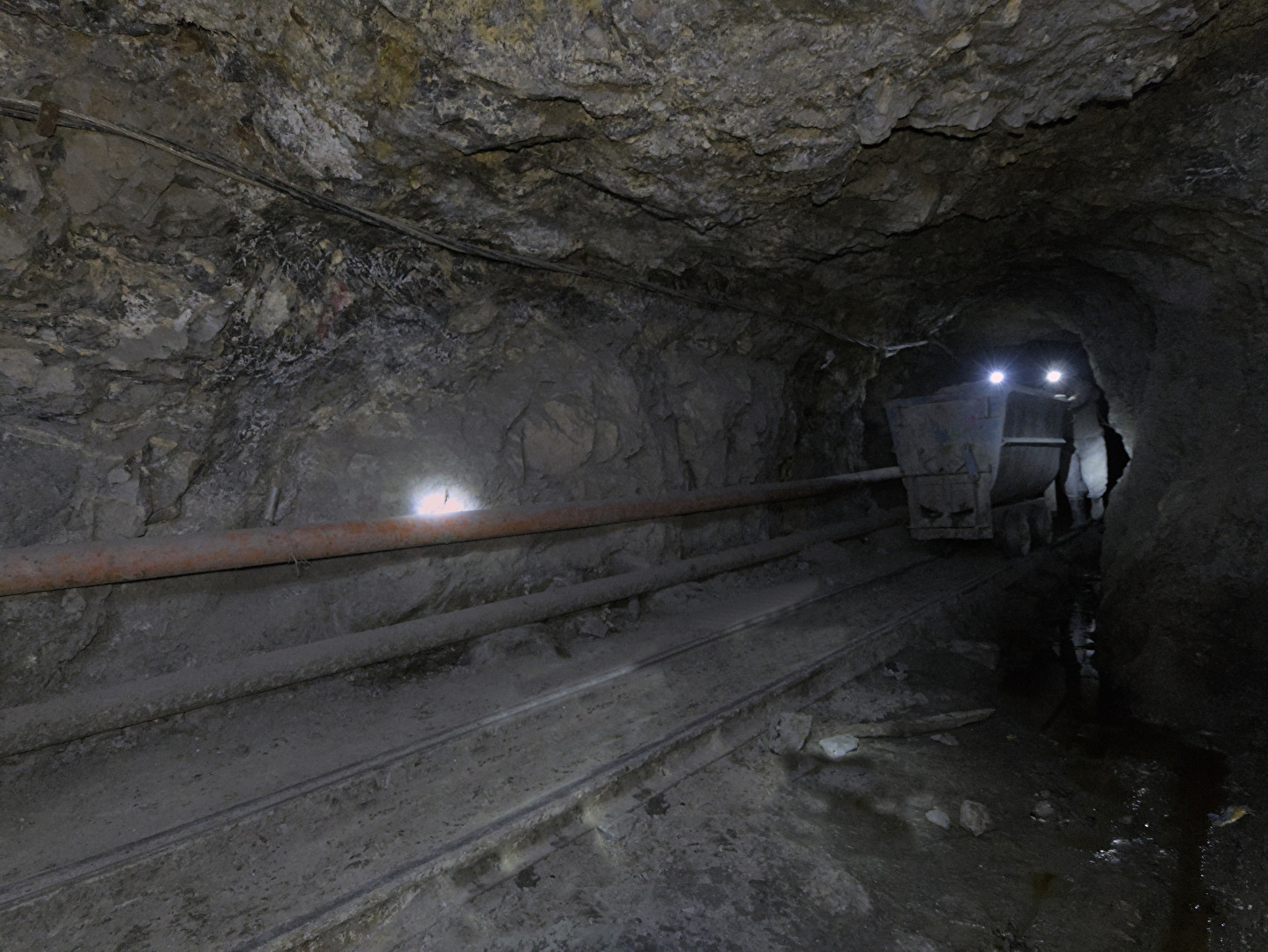 #Dunkelheit , Arbeit - Die Quelle des Reichtums