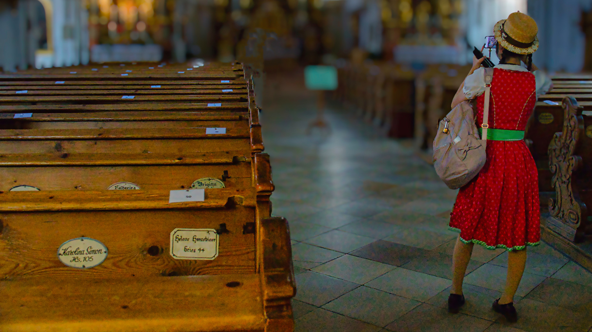 sie trug sehr Stolz ihre Tracht